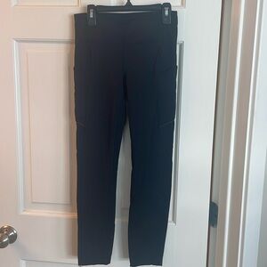 Women’s black Lululemon speed up tight size 4.